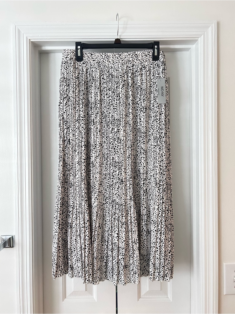 WD.NY Black & White Speckled Pleated Midi Skirt